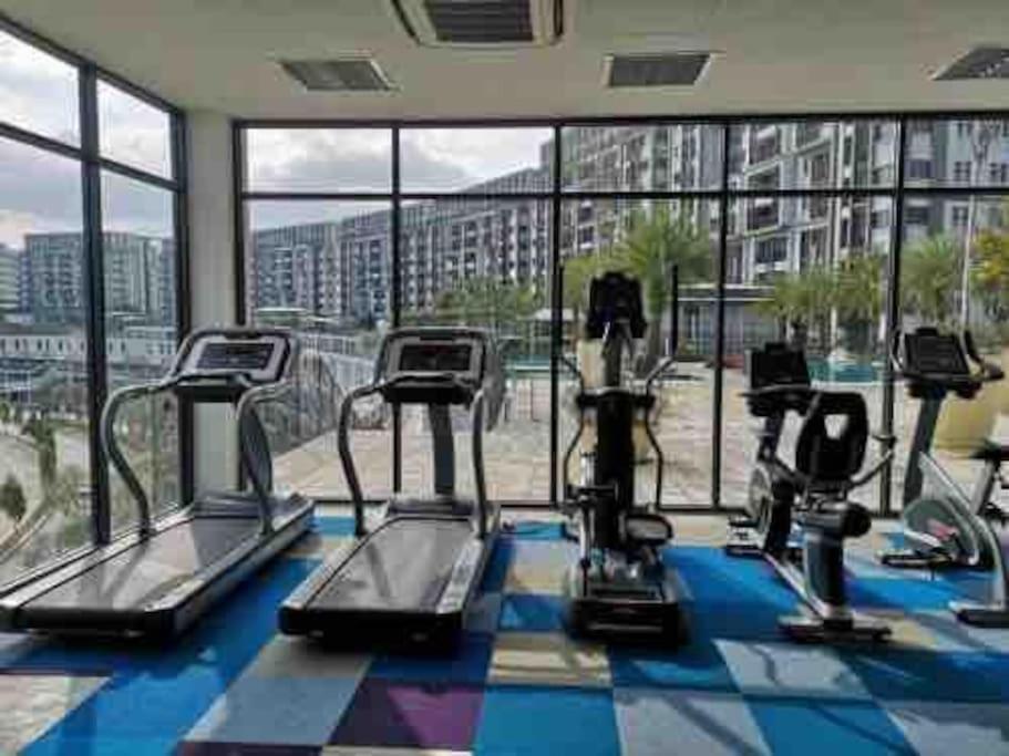Apartment Radia Bukit Jelutong, By Emerald Shah Alam
